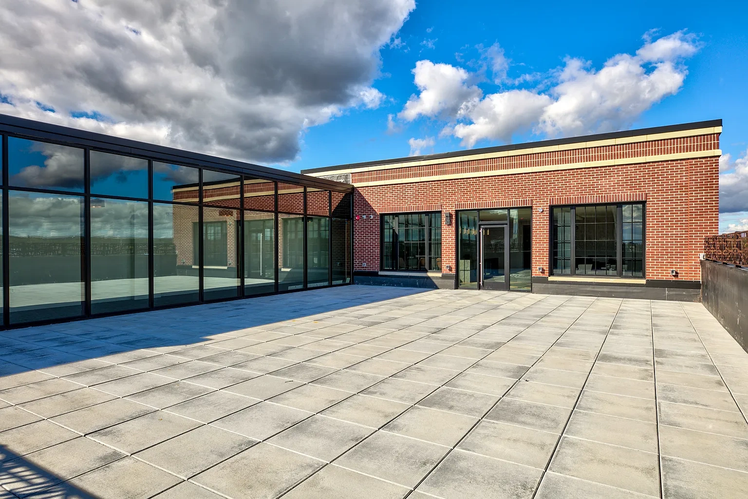 760 Broadway – photo 5