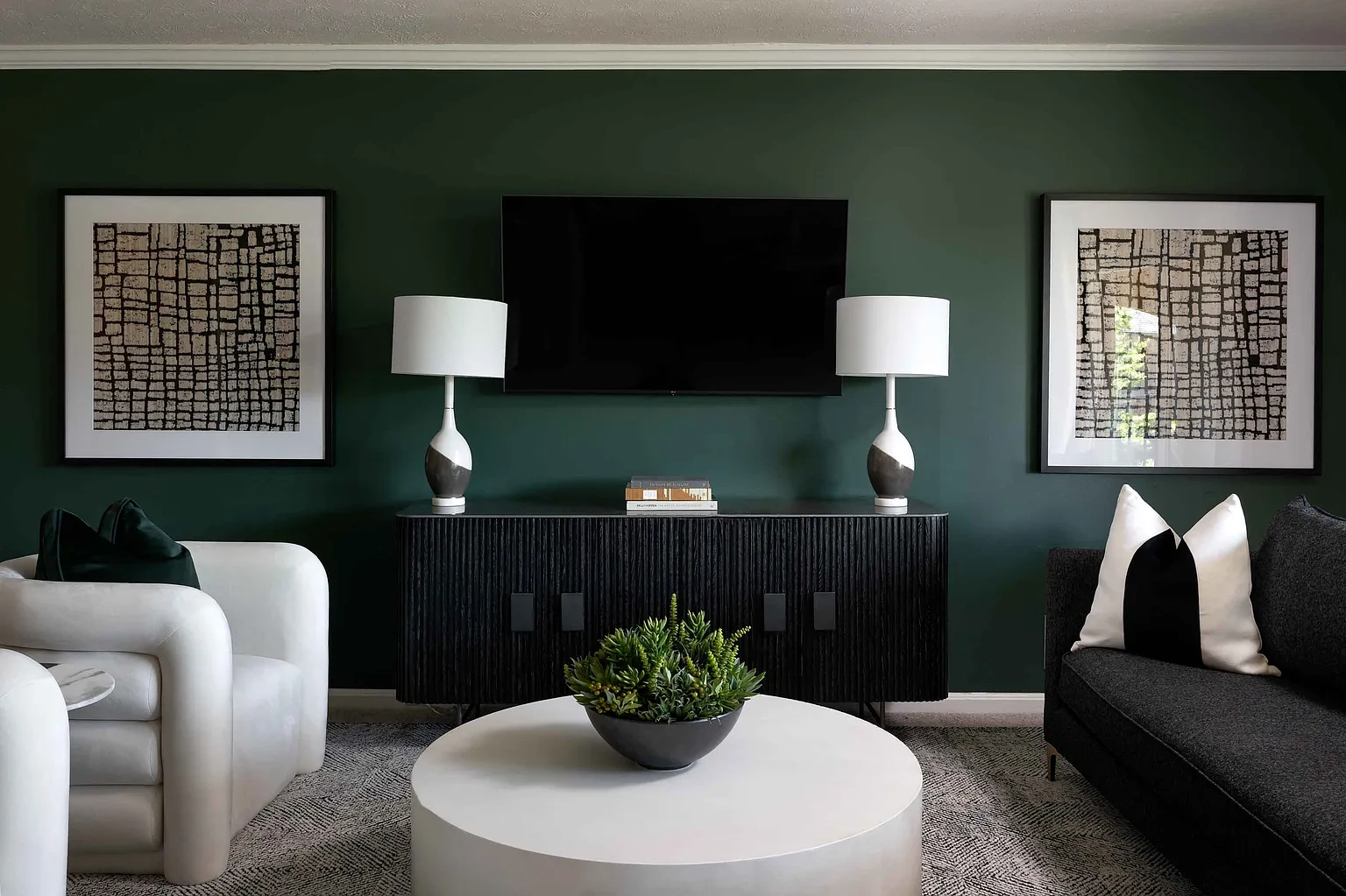 Hurstbourne Grand Apartments – photo 3