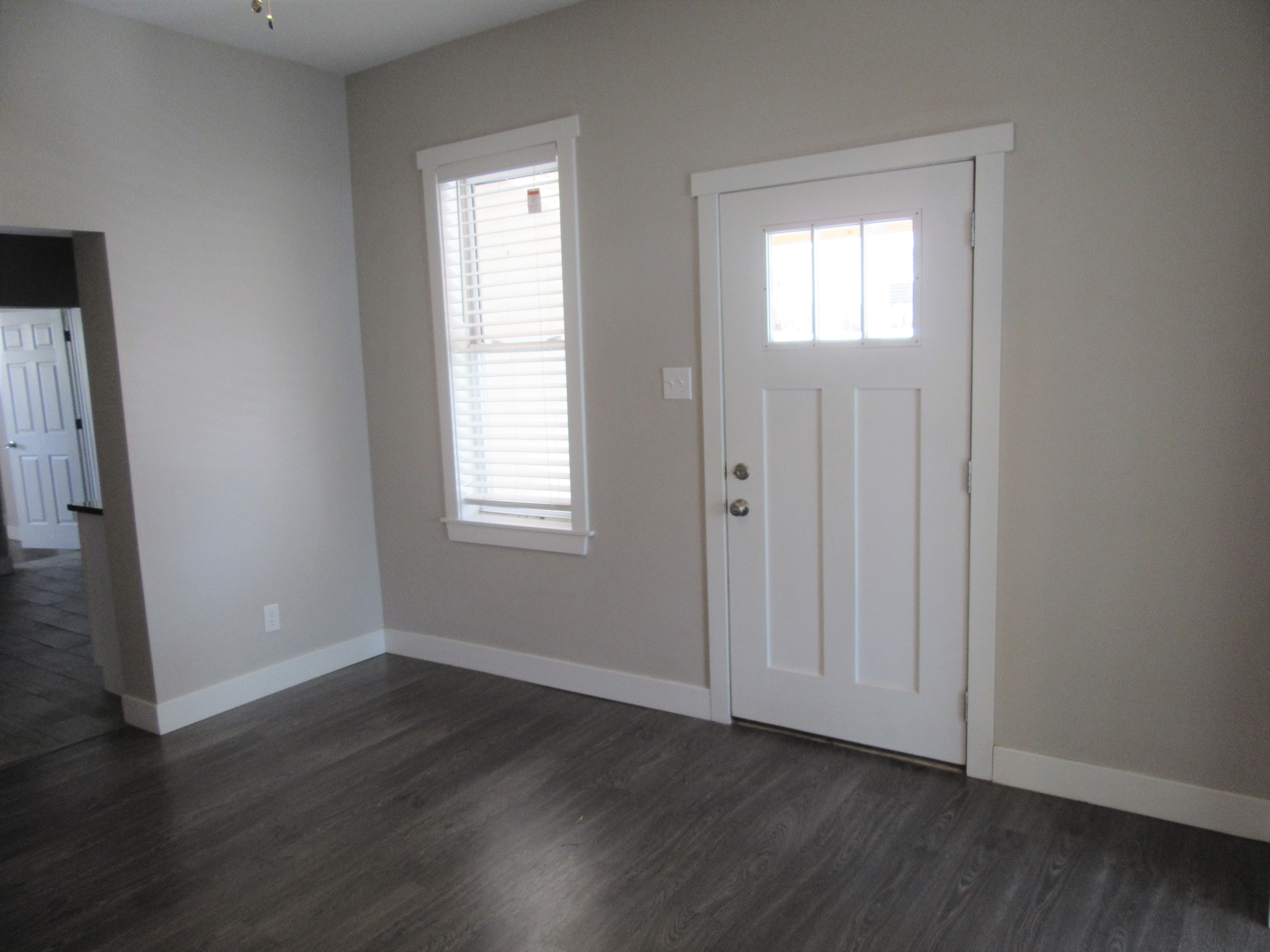 244 Fern Ave N – photo 4