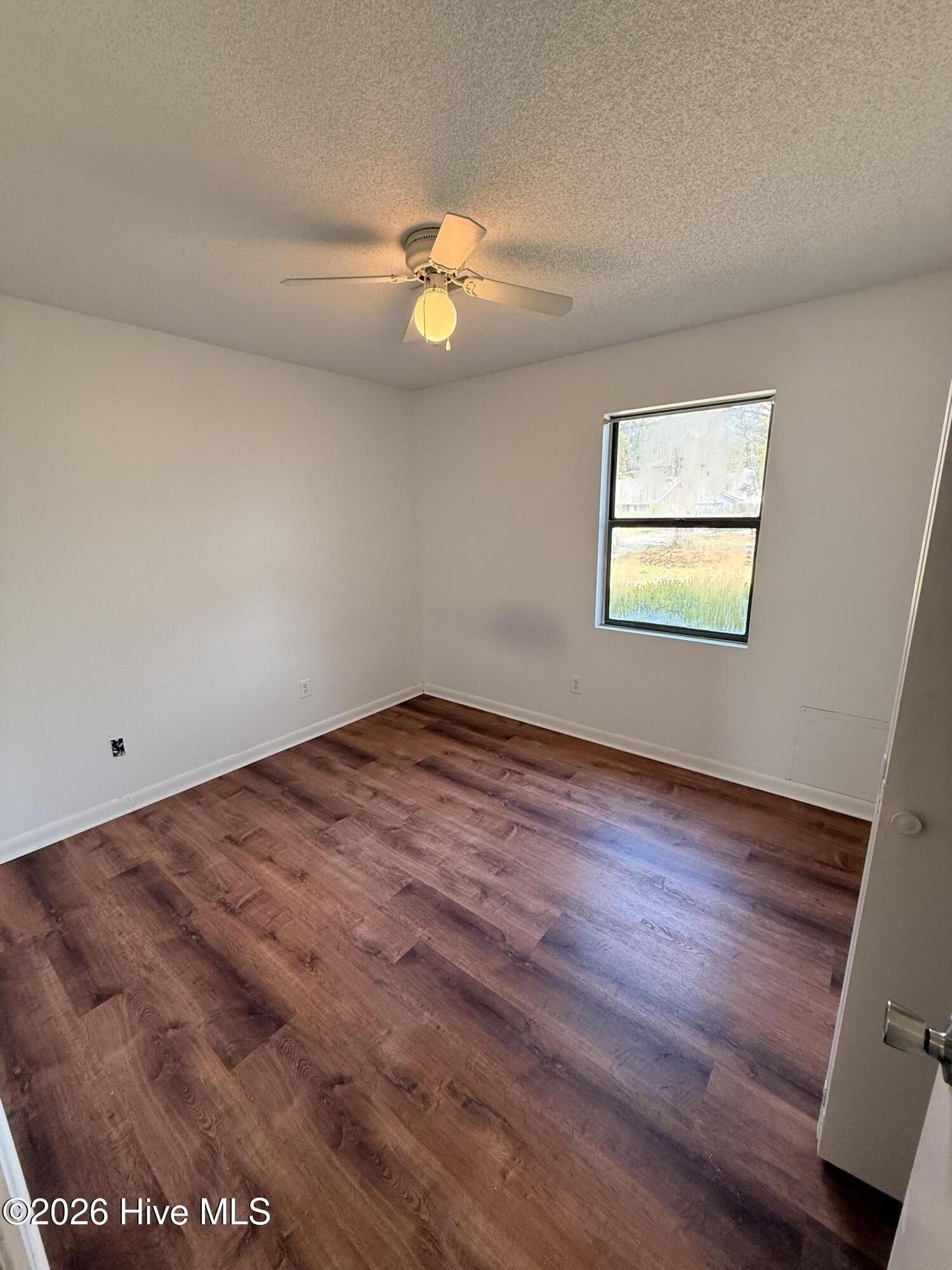 925 Hunting Ridge Rd – photo 5