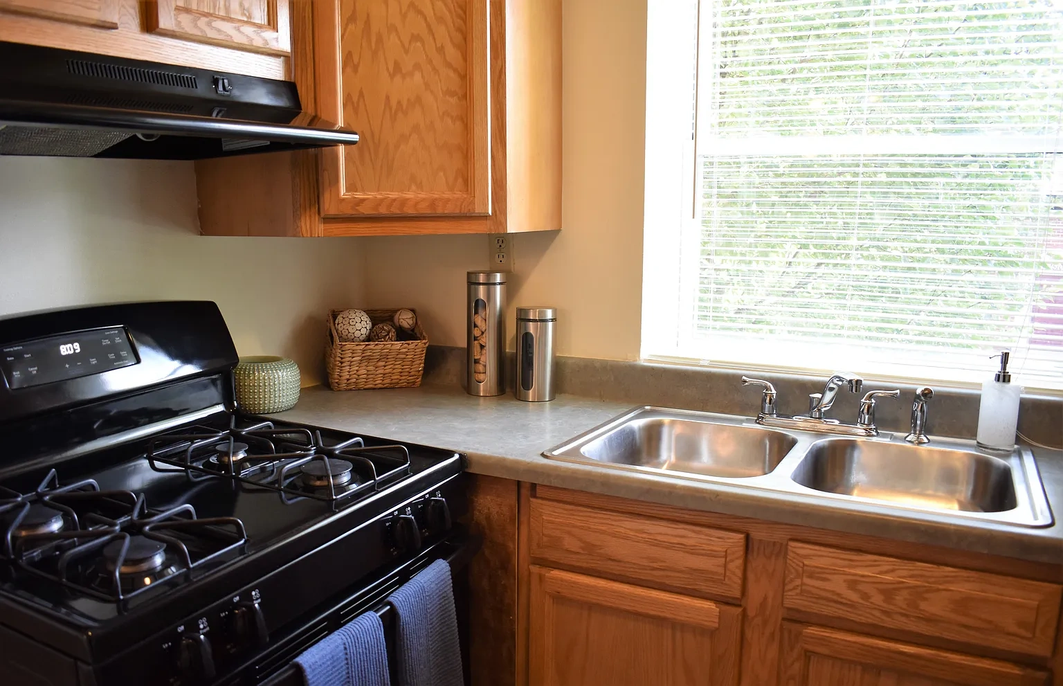 Berkshire Gardens – photo 2