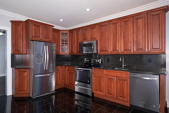 Fairfield Townhouses at Amityville Village – photo 4