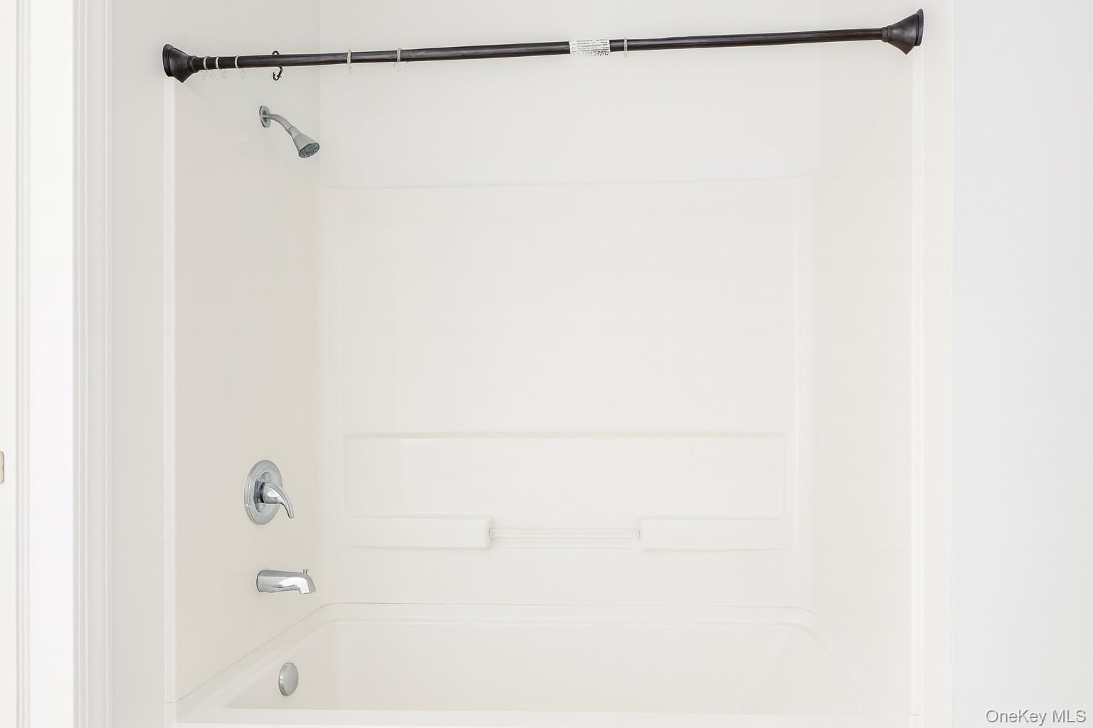 422 Broadway #5 – photo 4