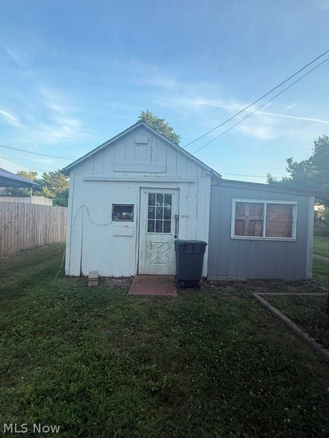 409 W Walnut St – photo 4