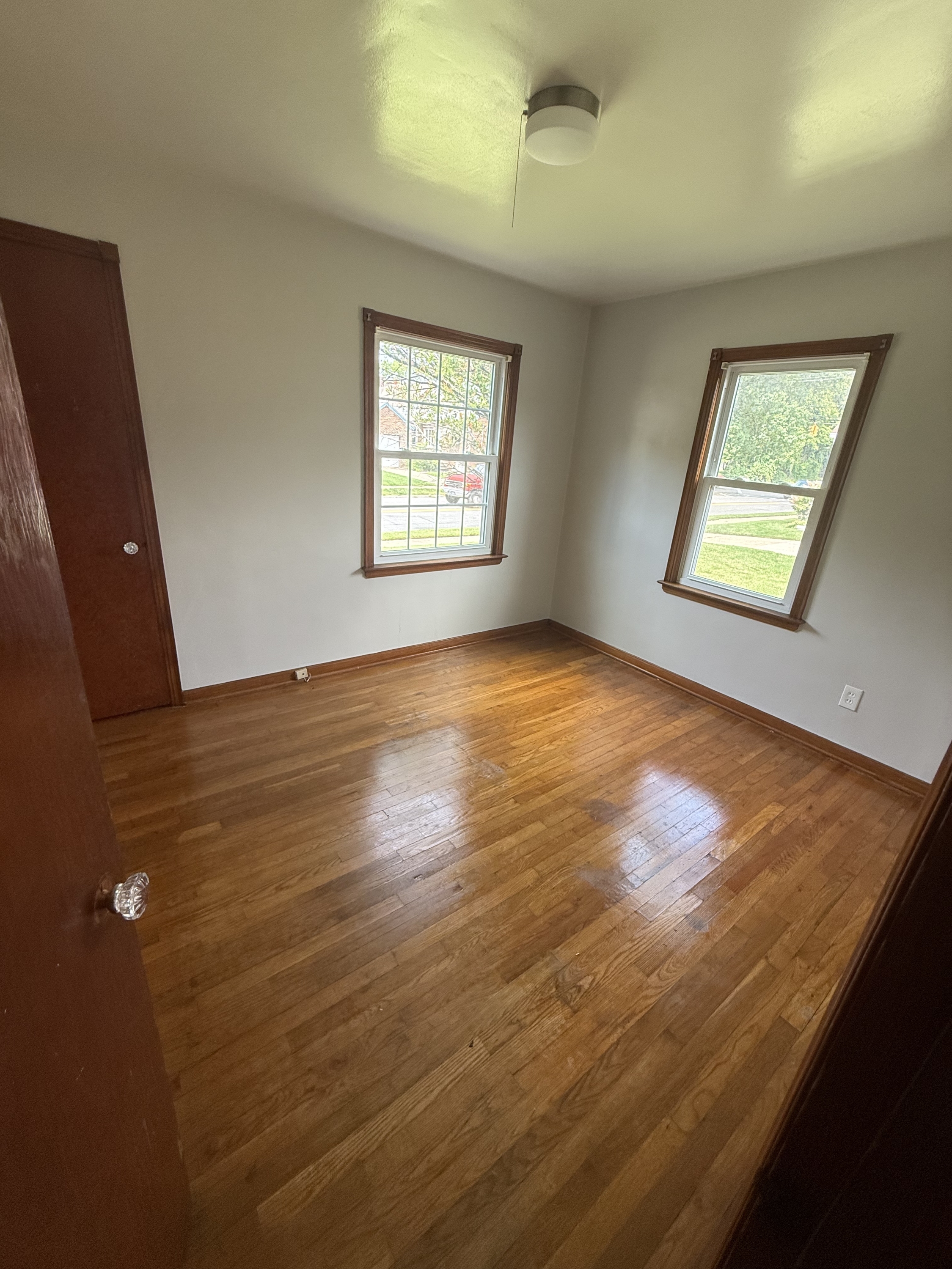 1115 Villaview Rd – photo 3