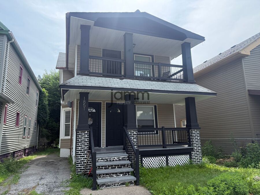 1851 W 52nd St – photo 1