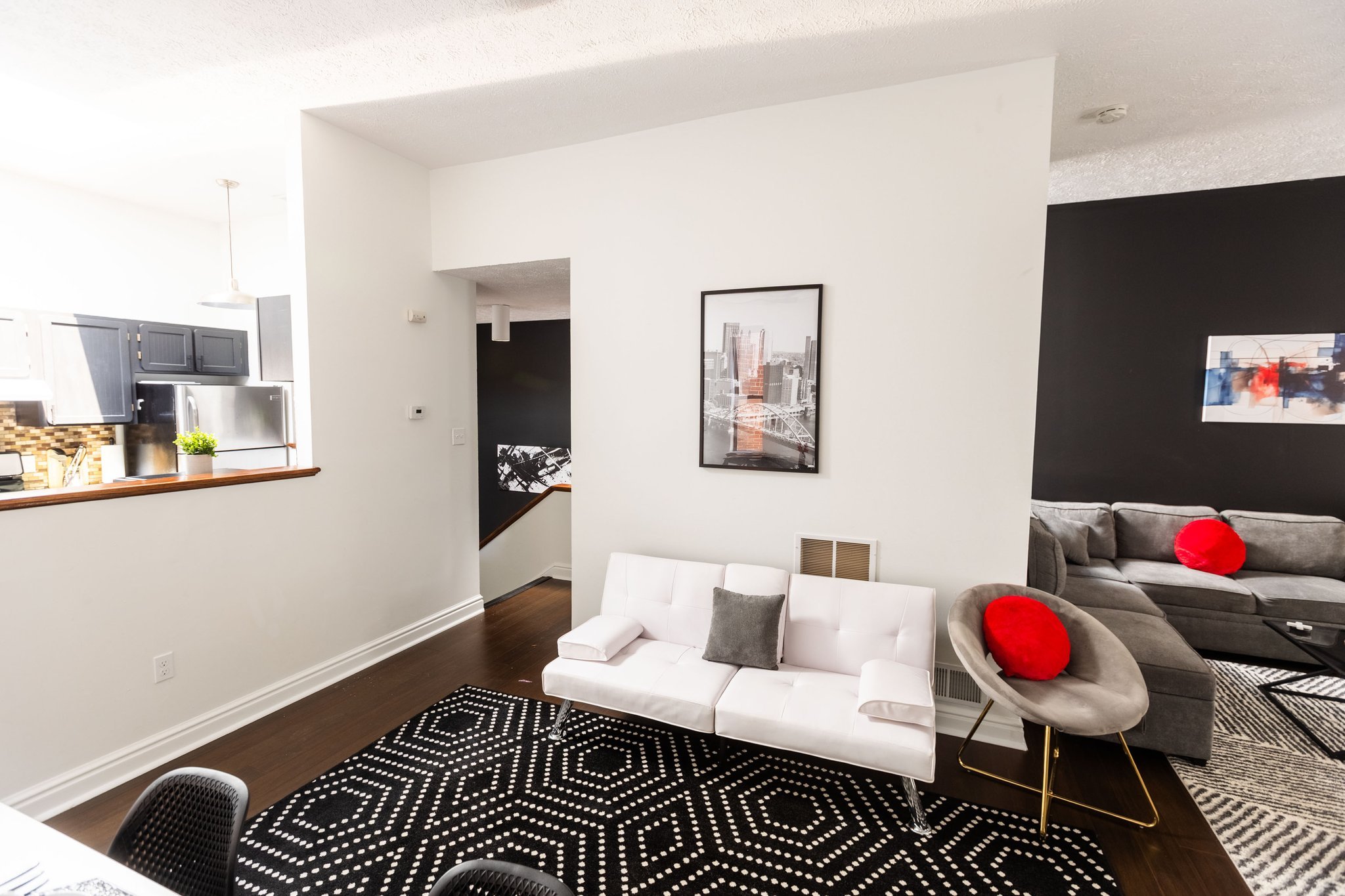 1306 Liverpool St unit 3 – photo 2