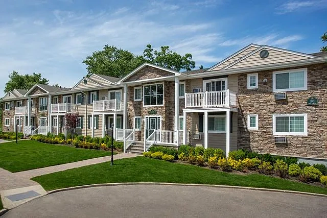 Fairfield Creekside At Patchogue Village – photo 2
