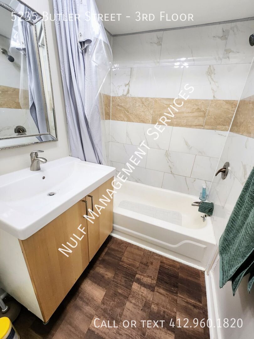 5235 Butler St – photo 3