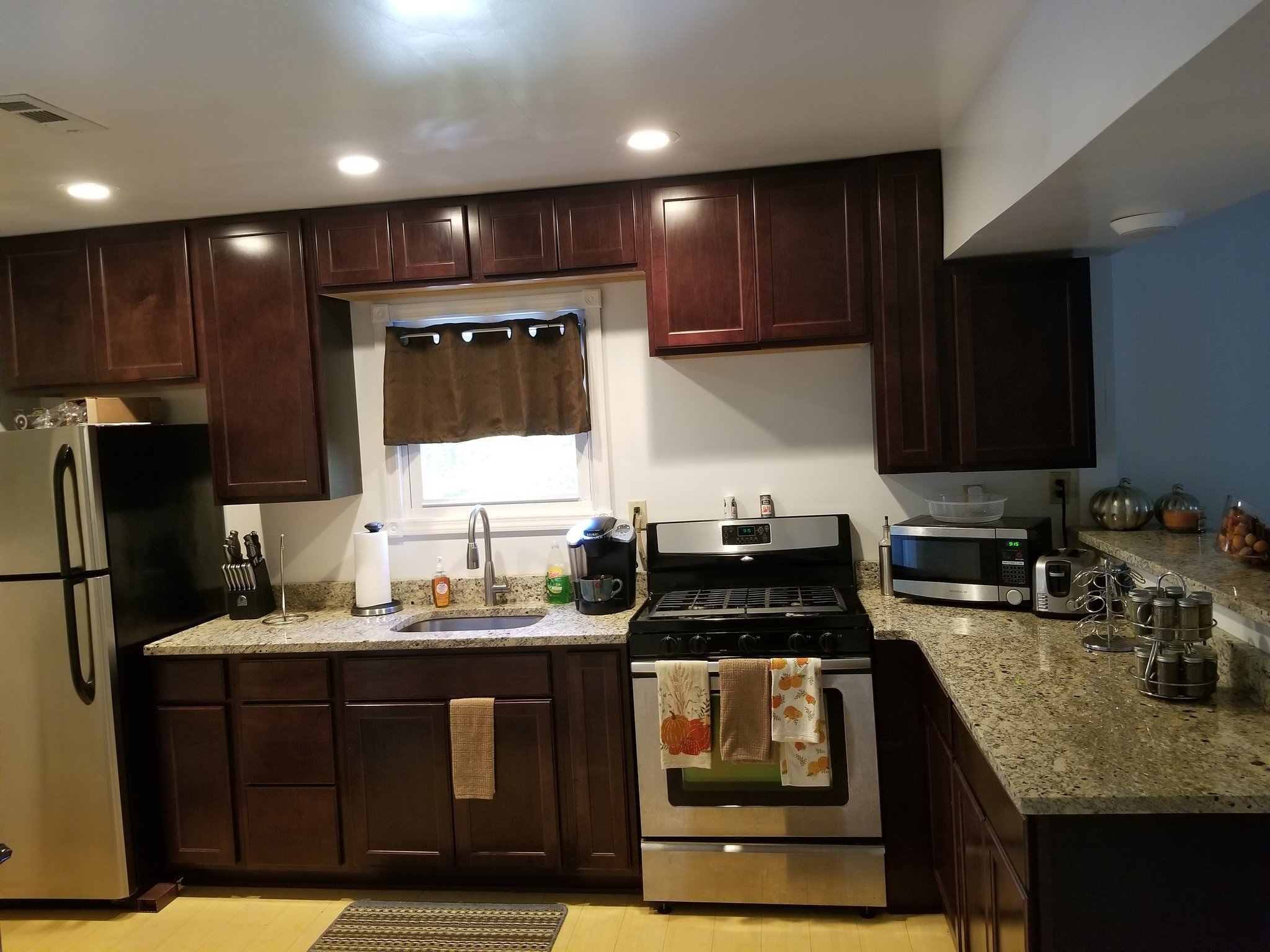 1713 Wade St Ext unit garage – photo 2
