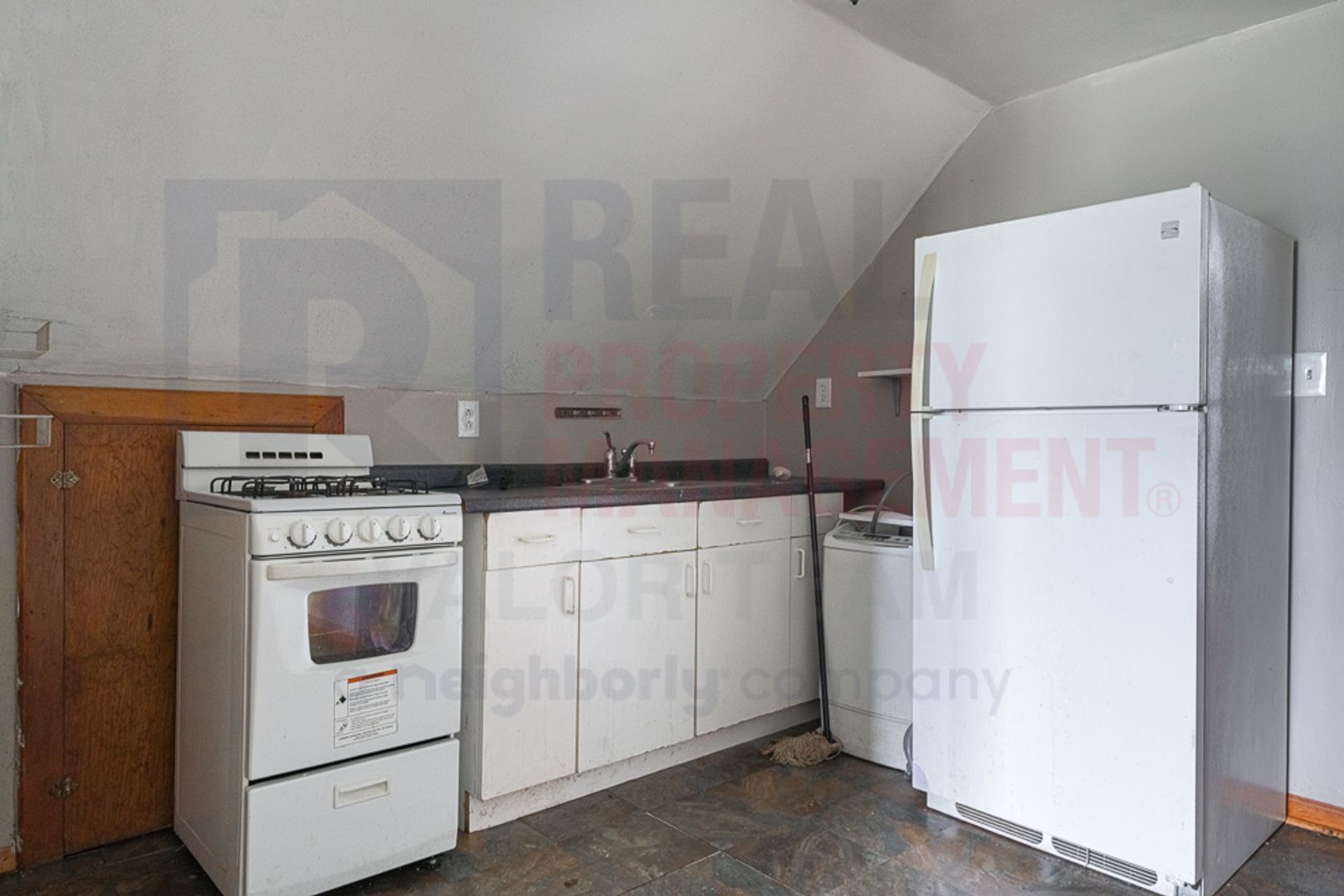 4242 Mapledale Ave unit Unit #3 – photo 3