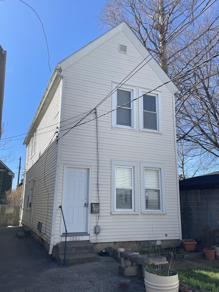 1924 E 123rd St unit REAR UP – photo 1