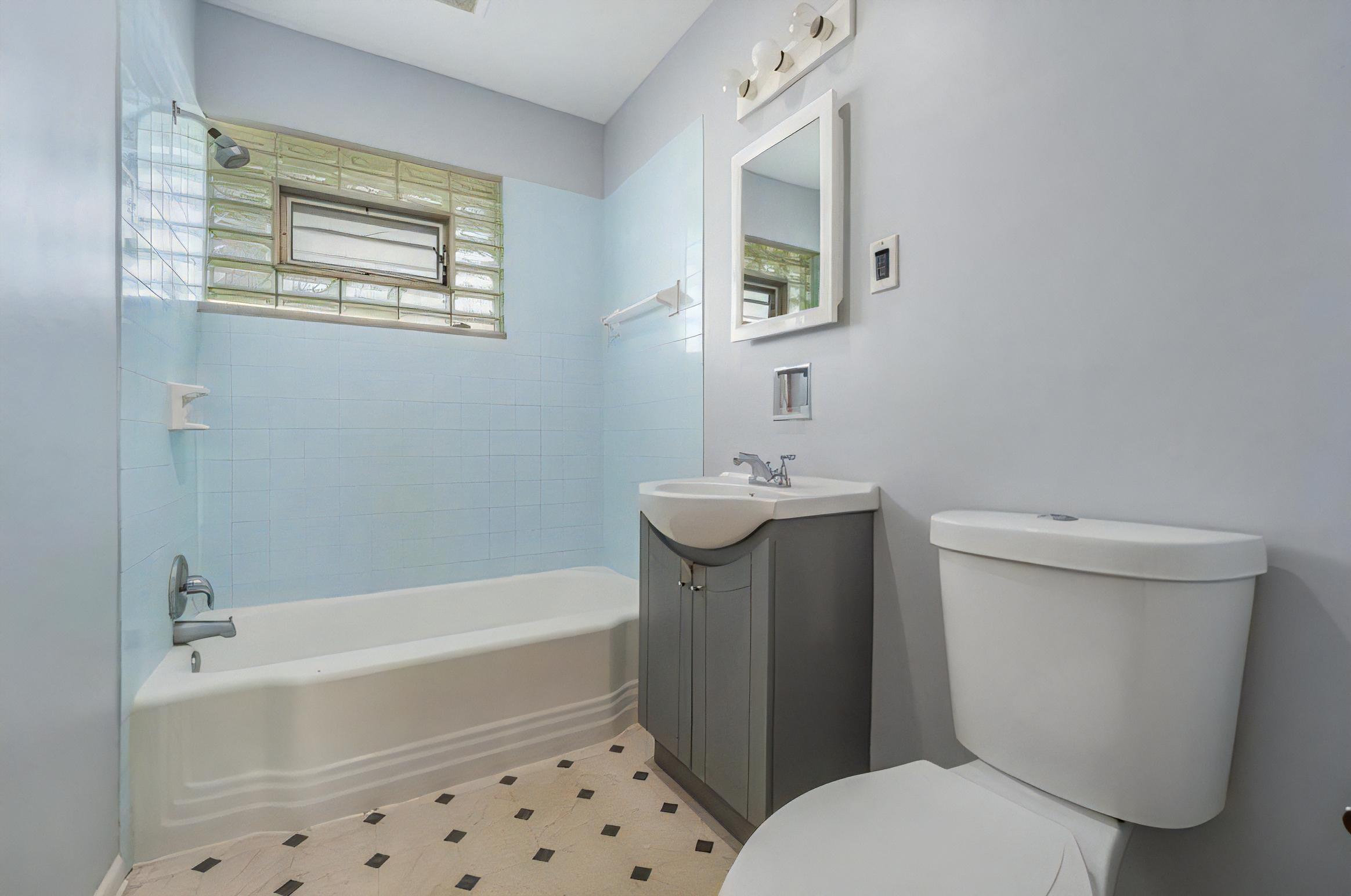 405 Clyde Ave – photo 5