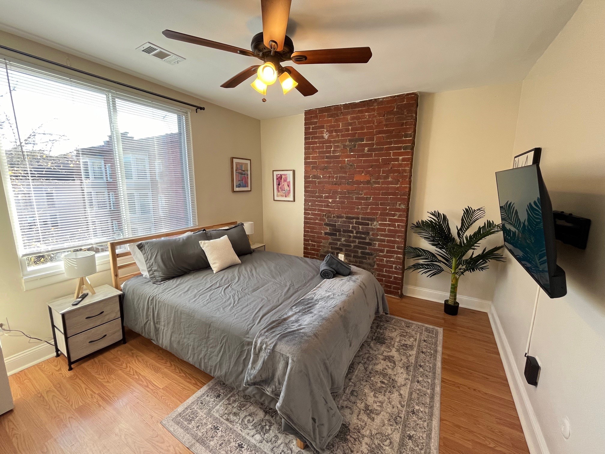 5507 Elmer St unit # 5 – photo 1