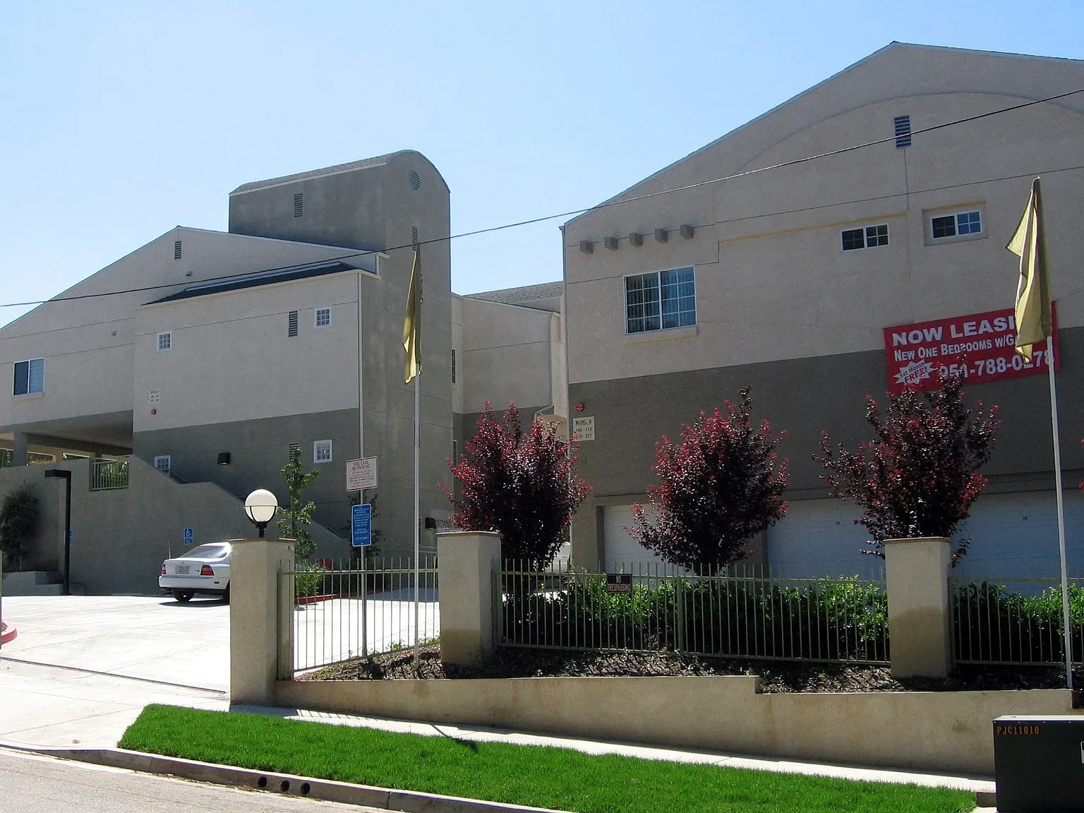 Towne Crest Apartments – photo 4