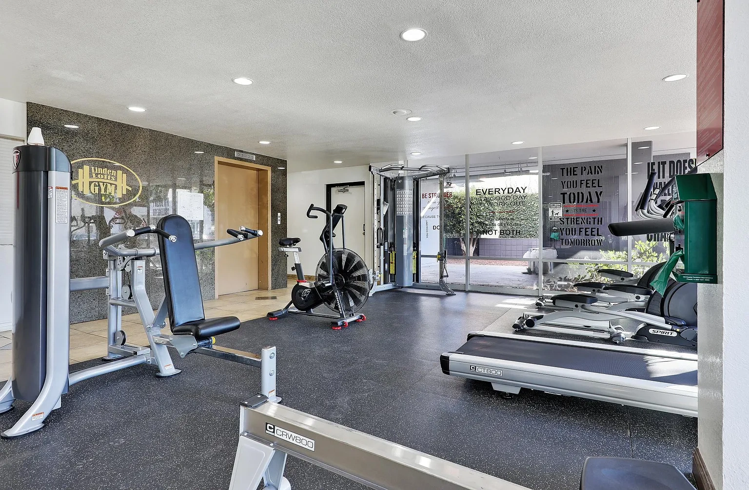 Linden Lofts Apartments of Long Beach – photo 5