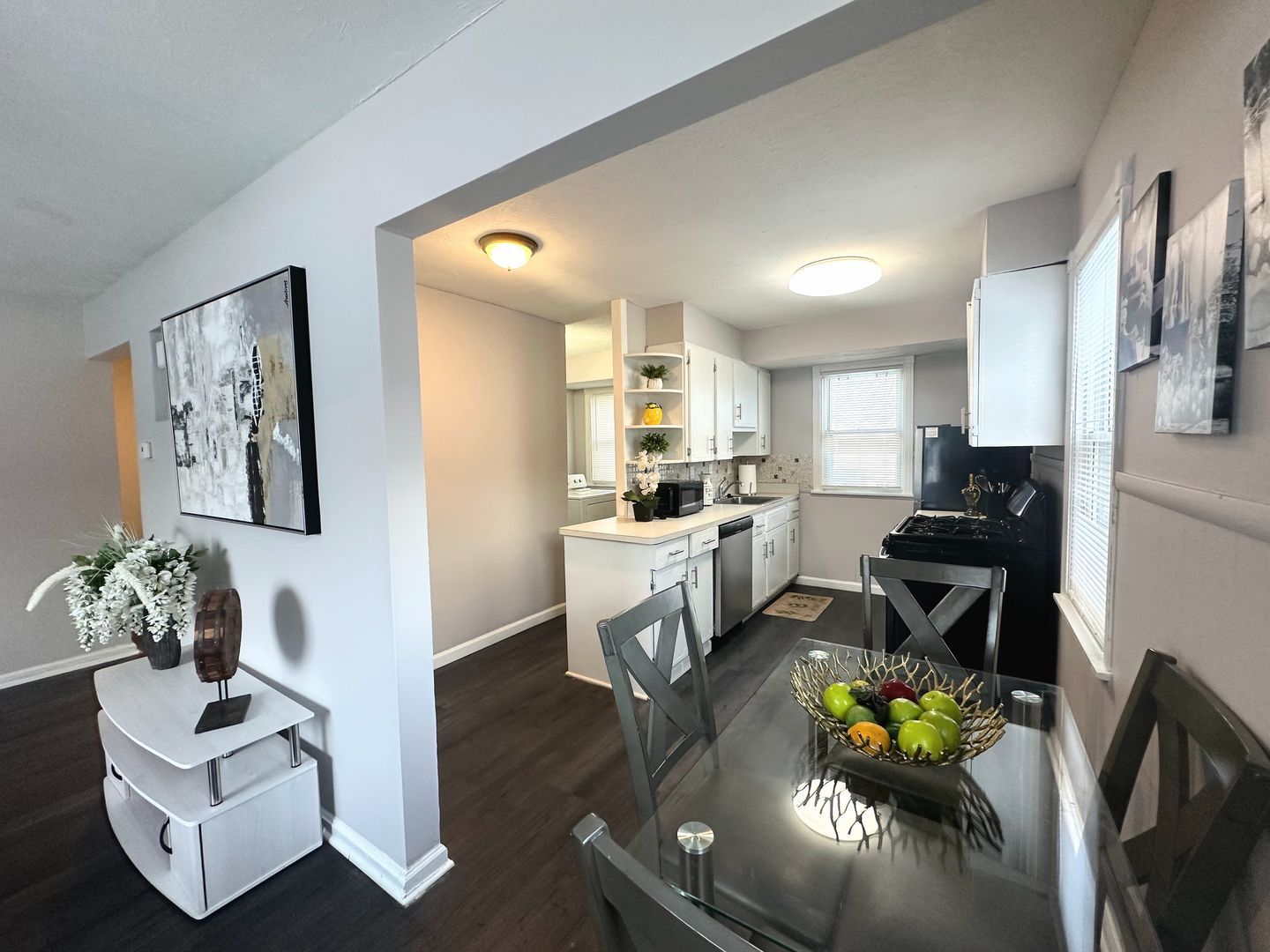 23220 Gay St – photo 3