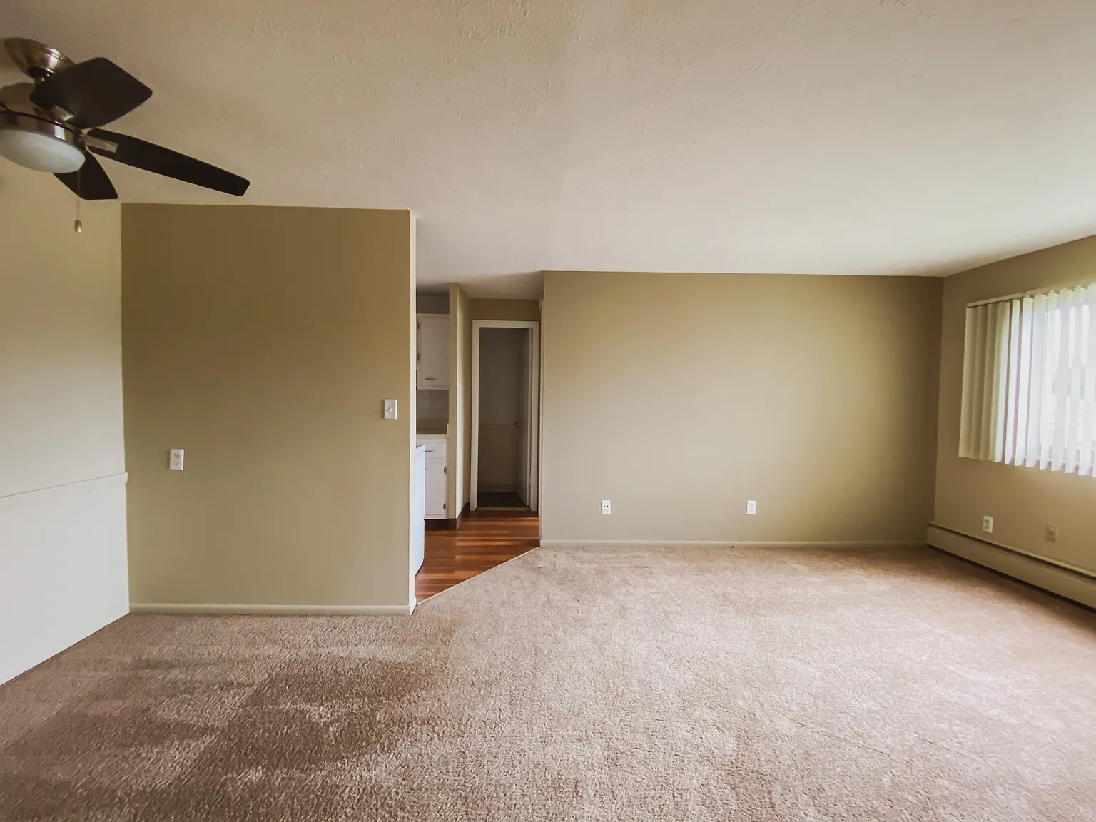 Holland Gardens Apartments – photo 3