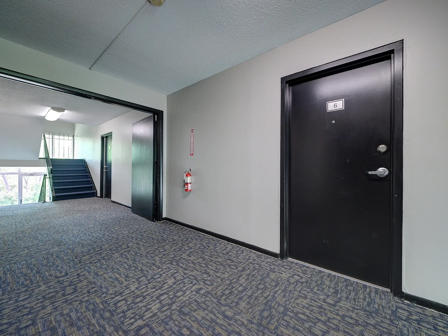 Highland Club Apartments – photo 1