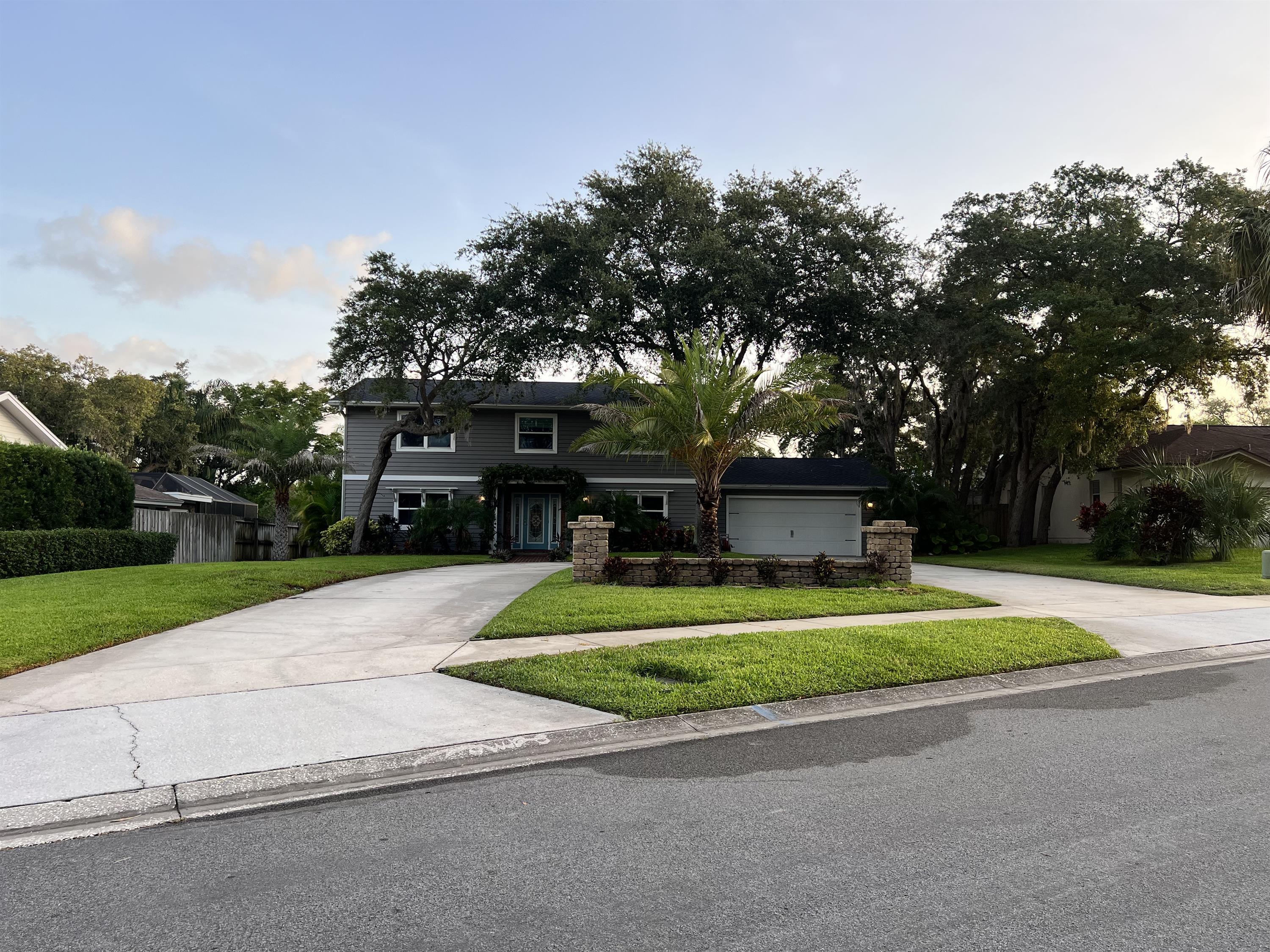 1452 Mallard Pl – photo 2