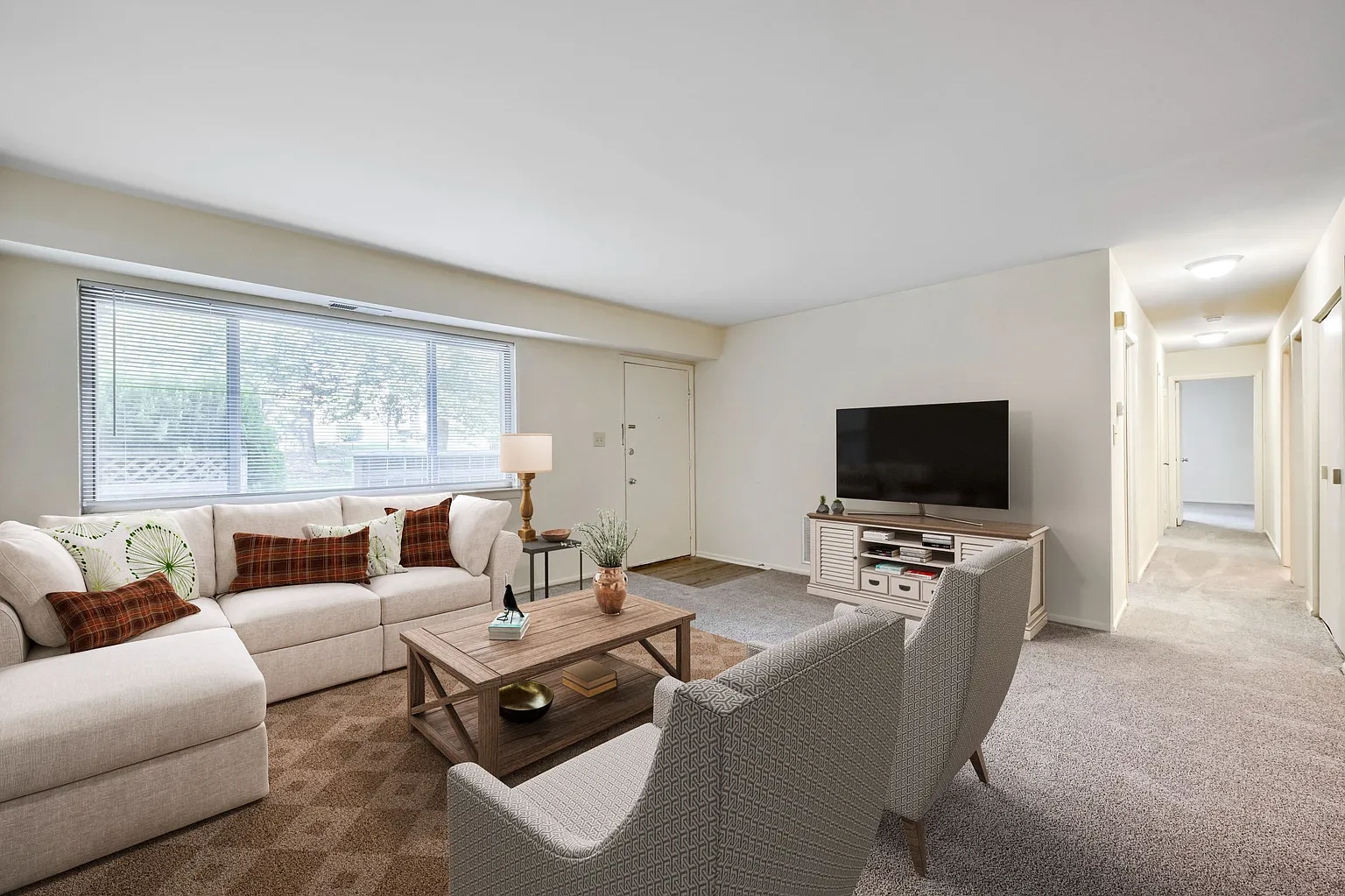 Plaza I Apartments – photo 3