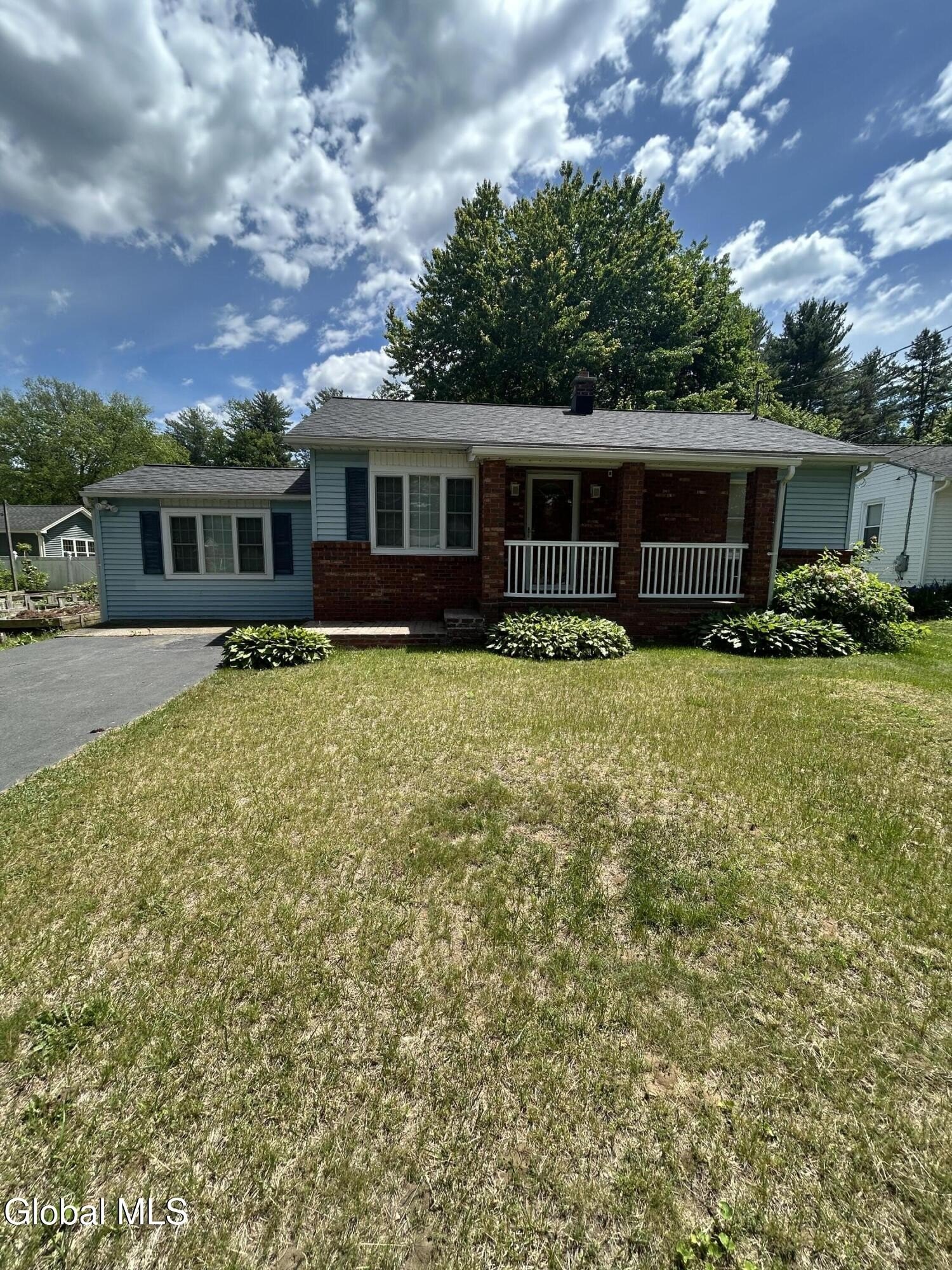 17 Pinewood Rd – photo 1