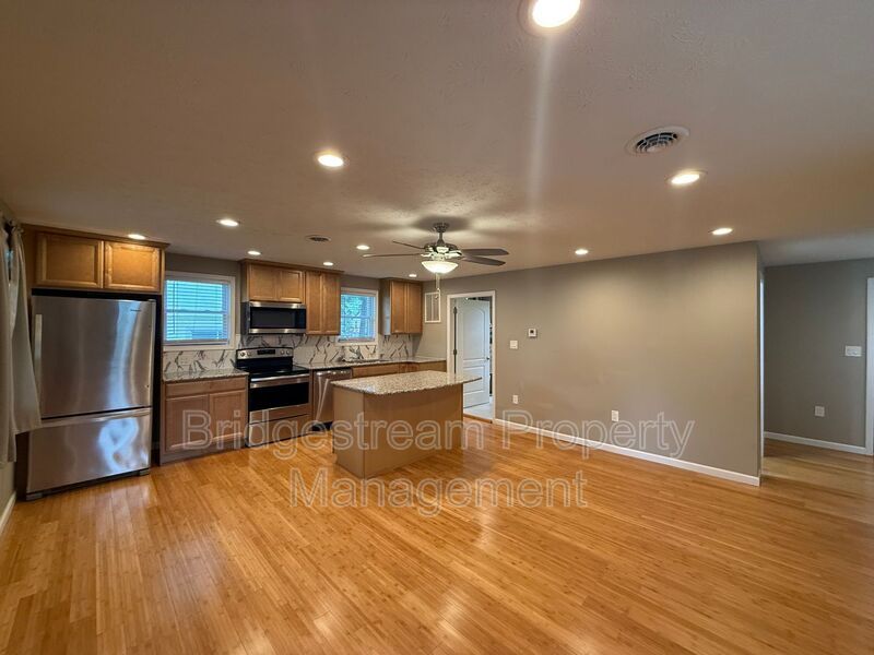 4508 E Venetian Way – photo 2