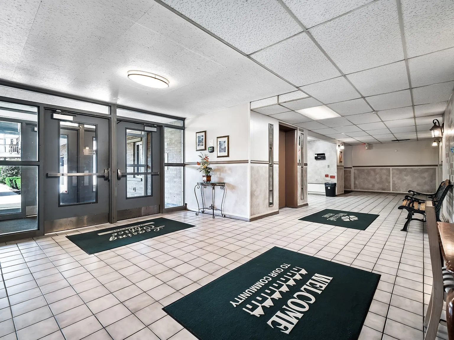 Cross Creek Apartments – photo 2
