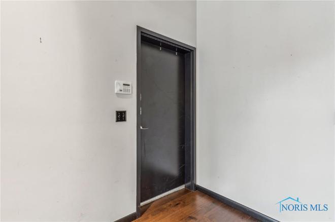 235 S Main St – photo 5