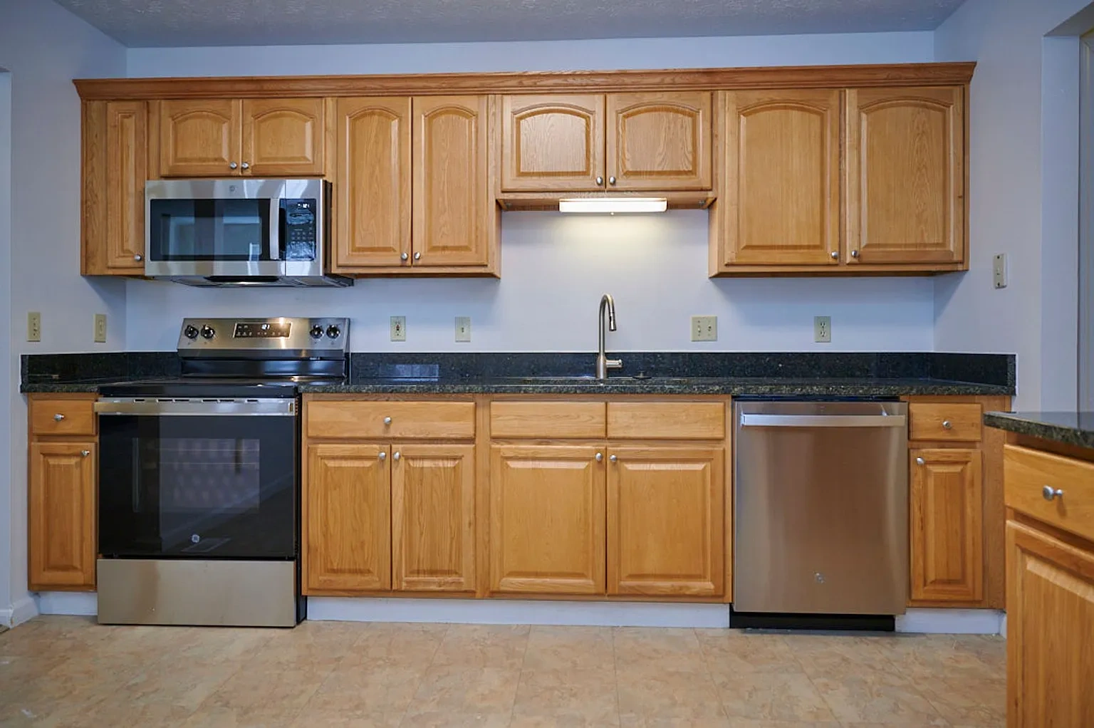 Grand Bay Apartments and Townhomes – photo 5