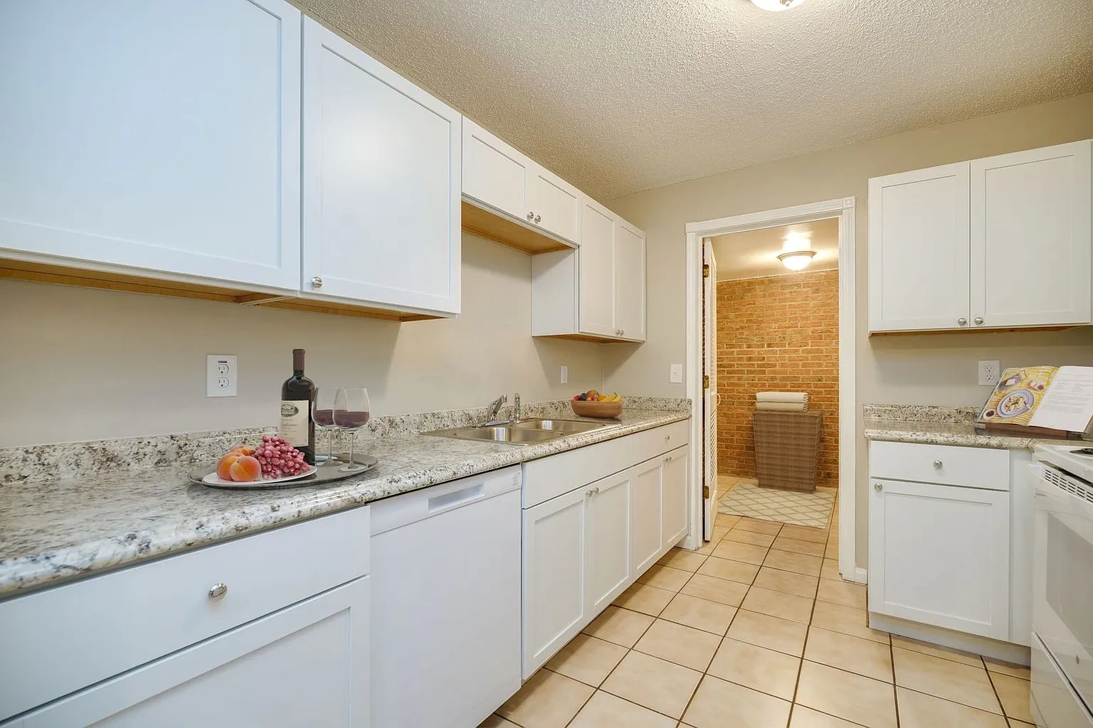 Summit Crossing Apartments – photo 5