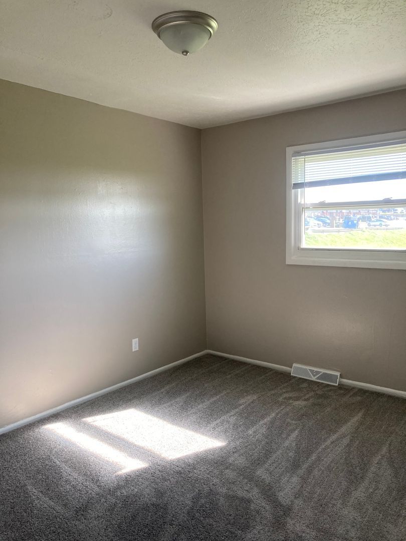 7559 Mentor Ave unit 512 – photo 3