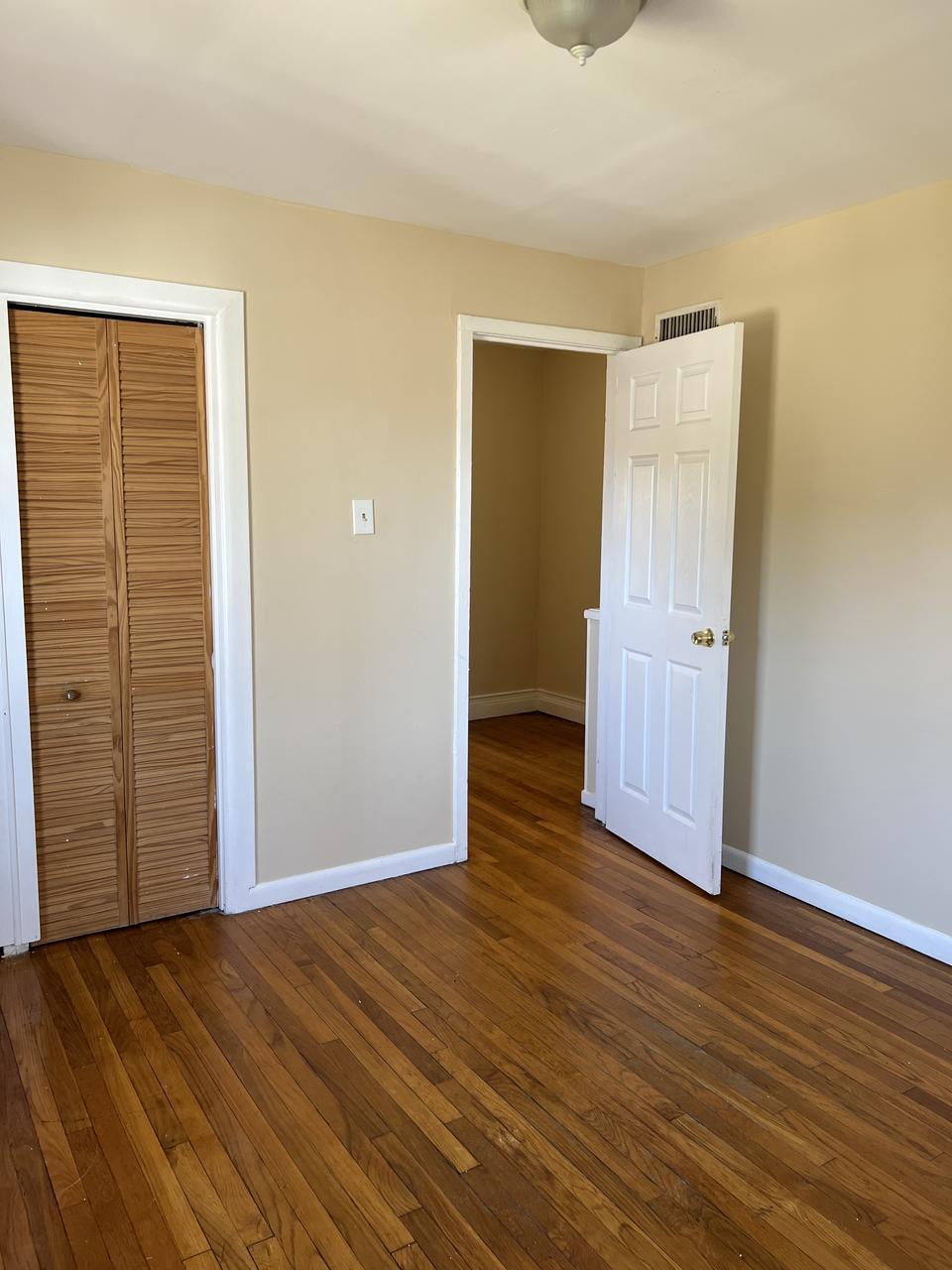 119 Dupont Pl – photo 2