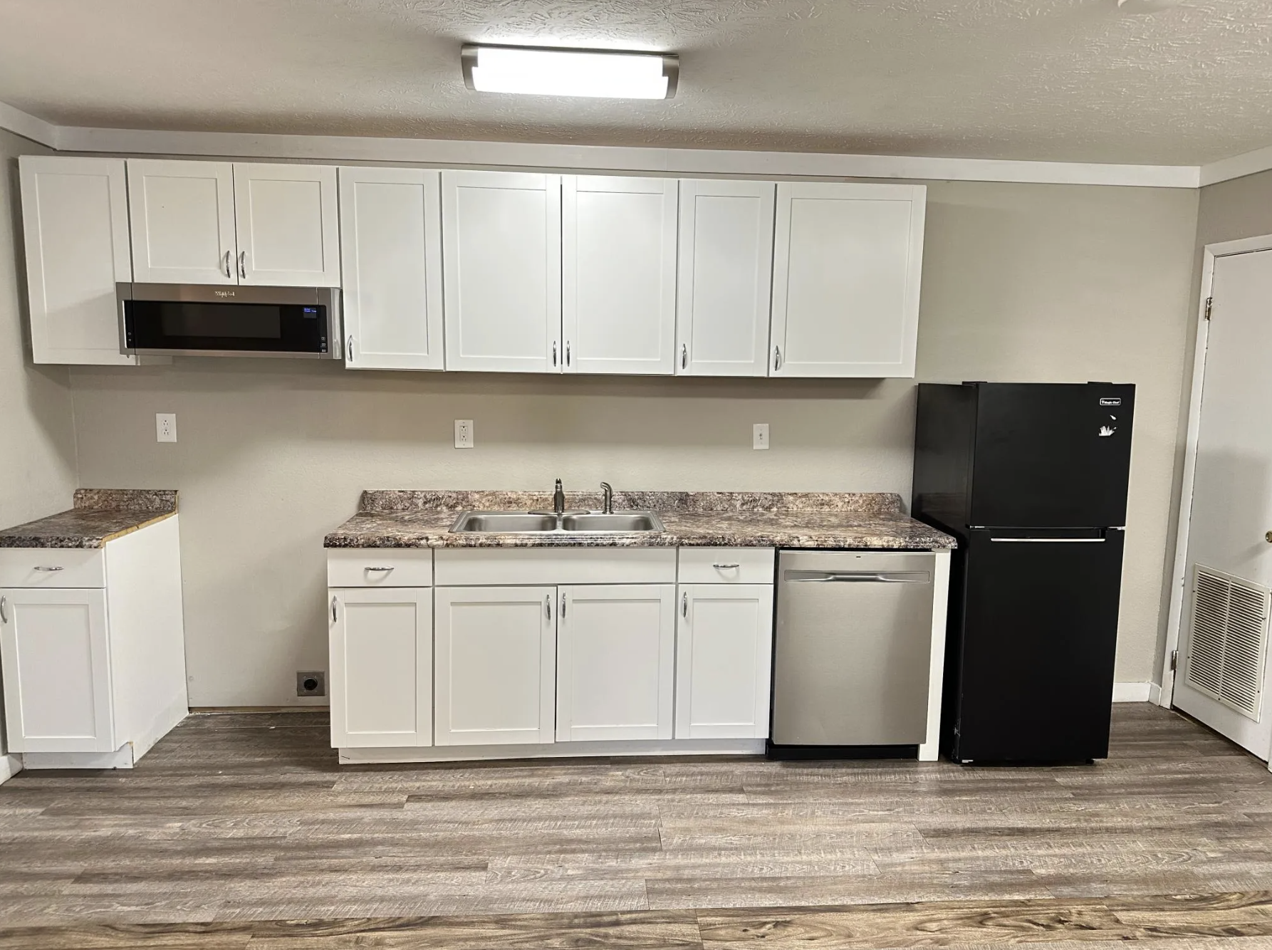 1501 Autumn Ave – photo 2