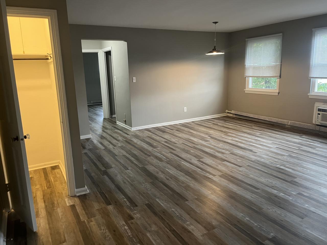 13773 Cedar Rd unit 202 – photo 4