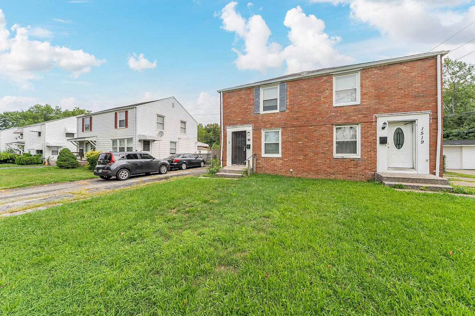 1517 E 256th St – photo 3