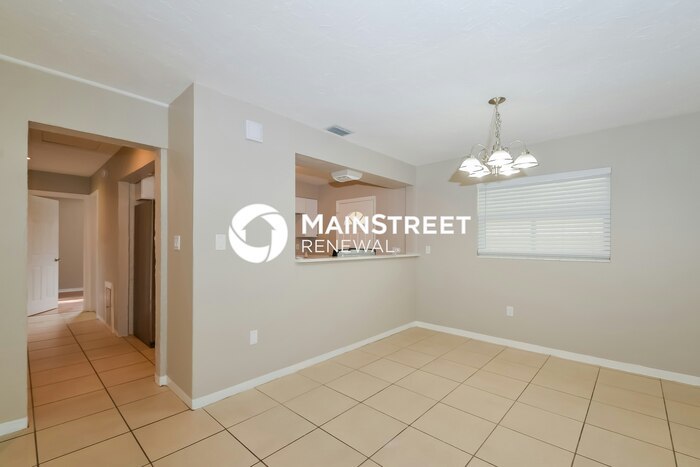 3211 21st Ave Dr W – photo 3
