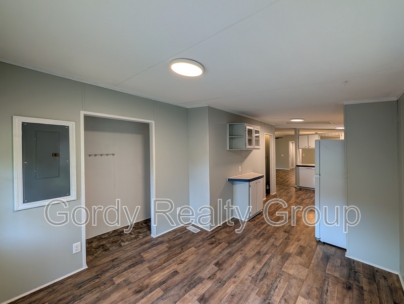 3166 Redbud Ln – photo 4