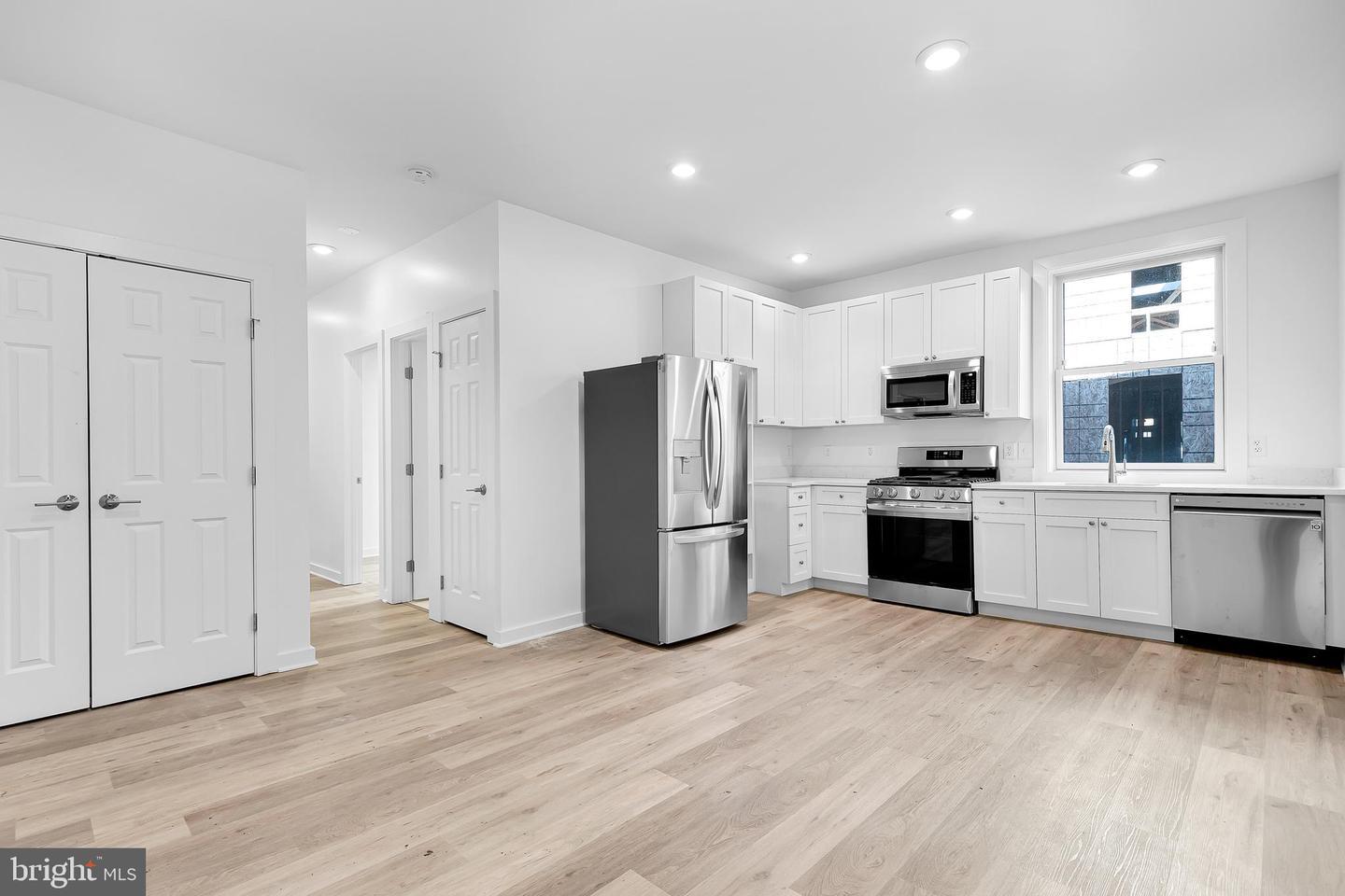 1712 3rd St NW unit 1 – photo 2