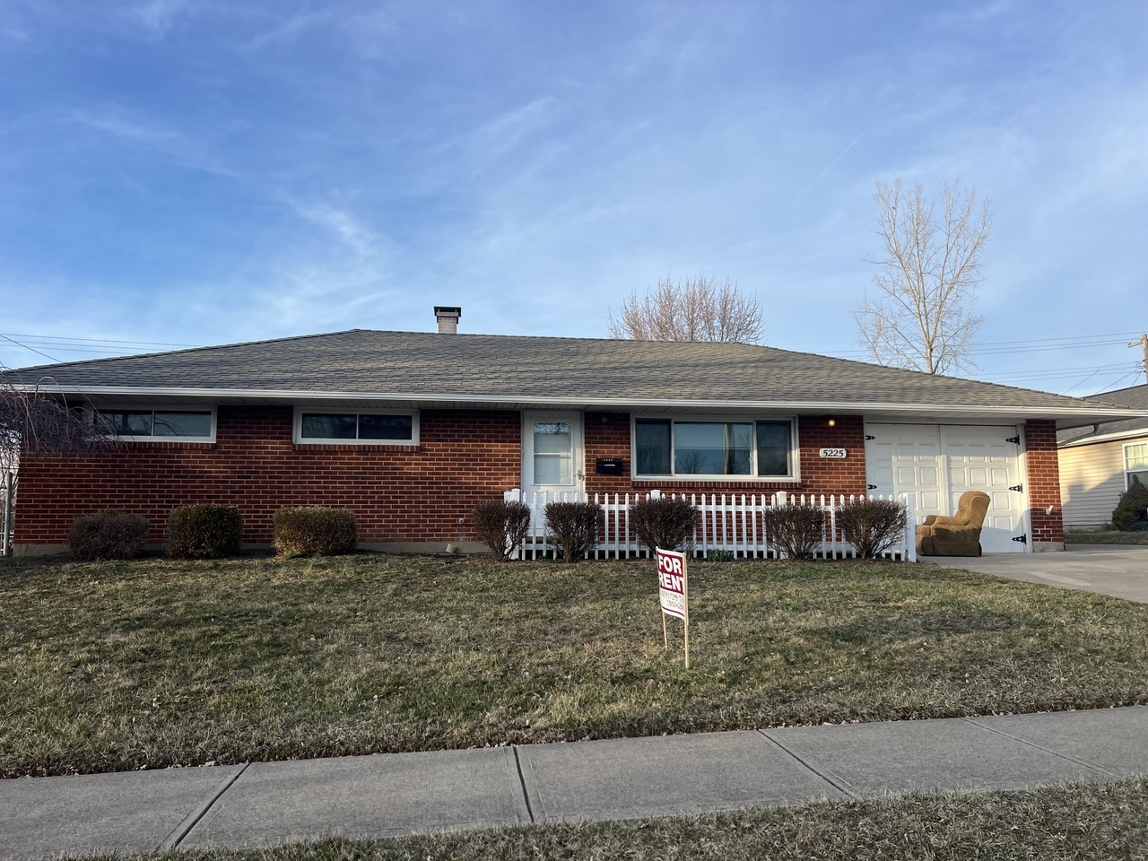 5225 Buckner Dr – photo 1