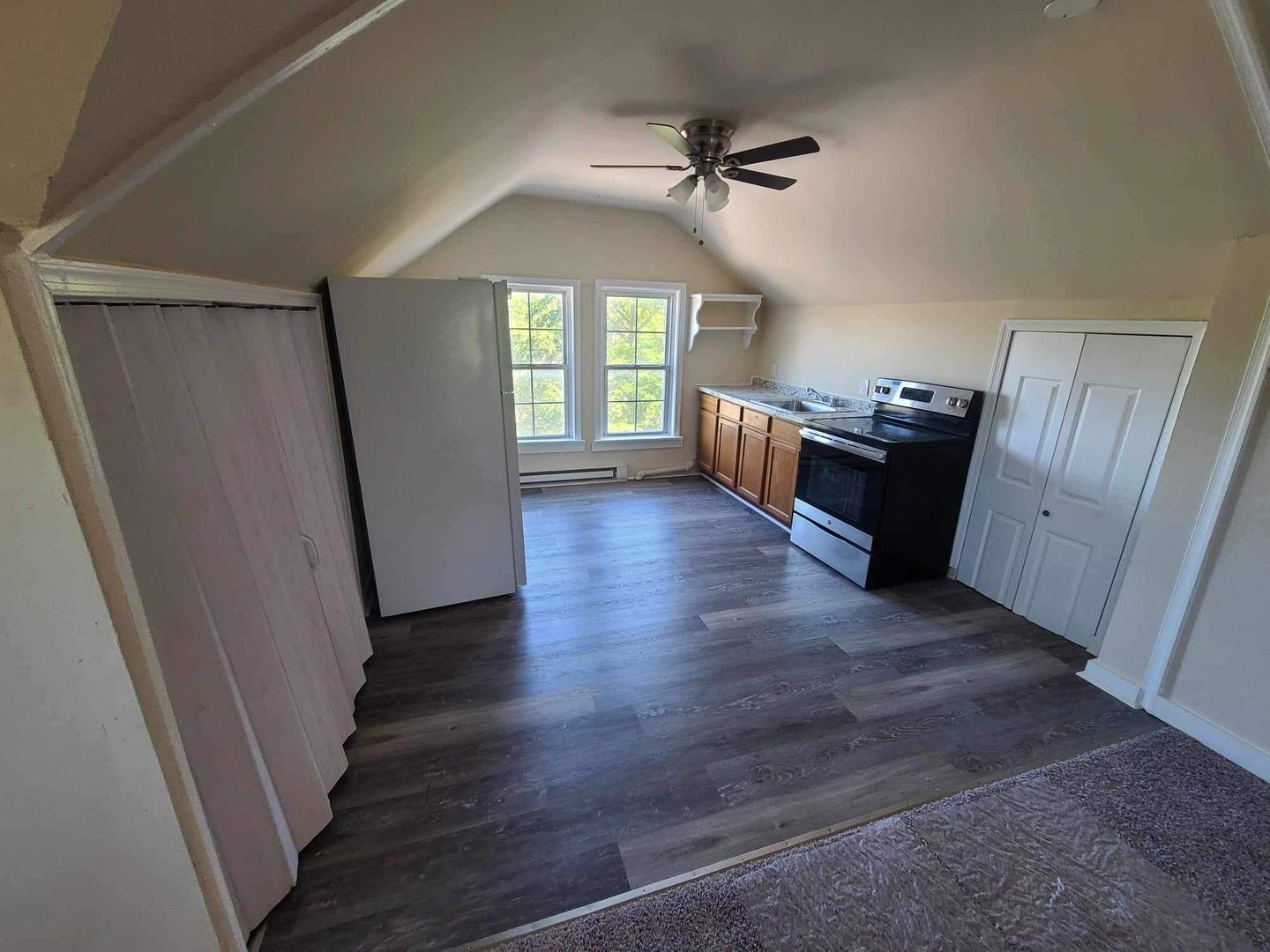 6706 Windsor Mill Rd unit Unit 3 – photo 4