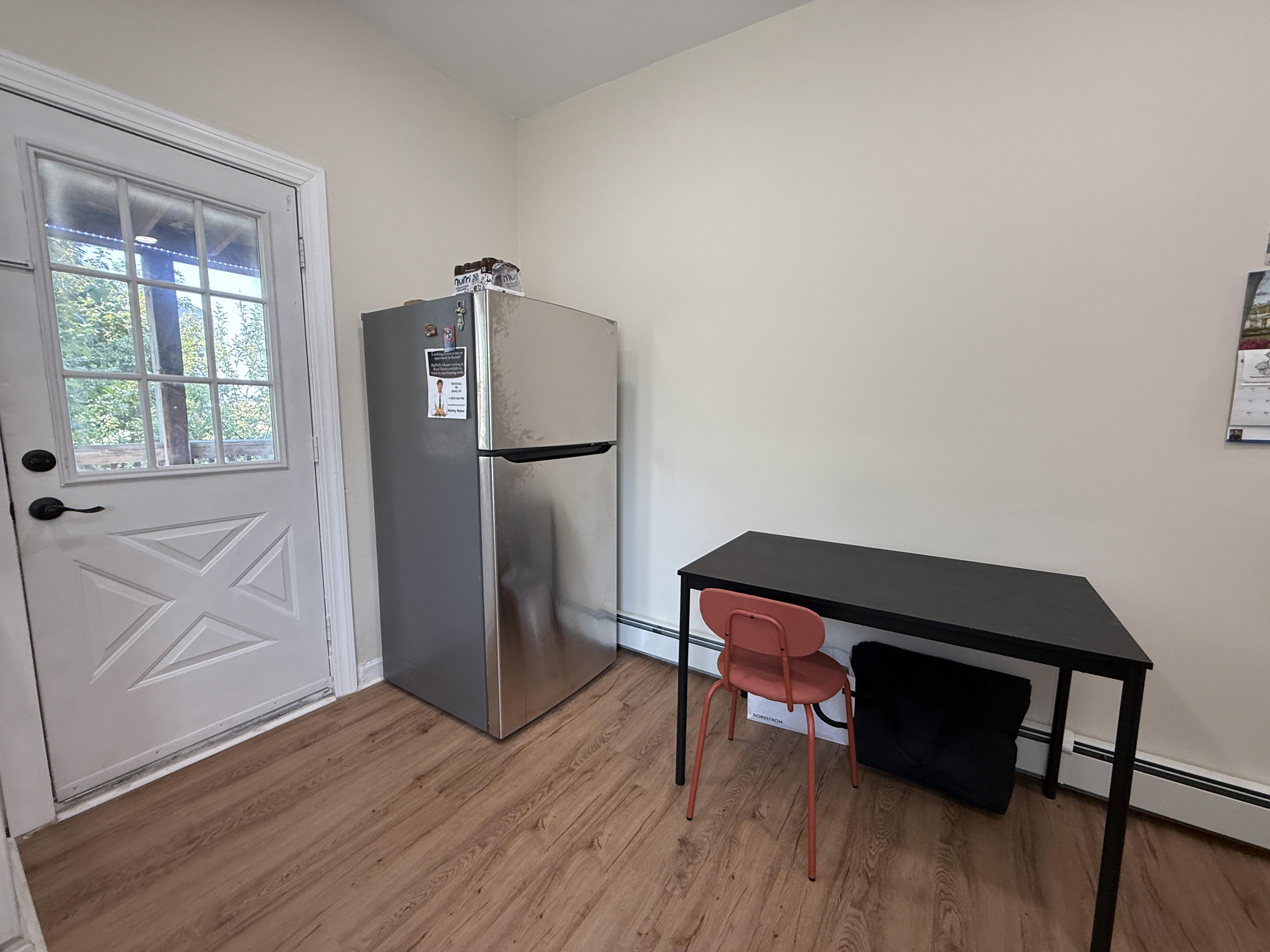 27 Woodward St unit 3 – photo 5