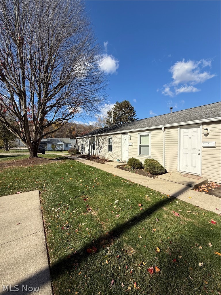 368 Stewart St unit 3 – photo 1