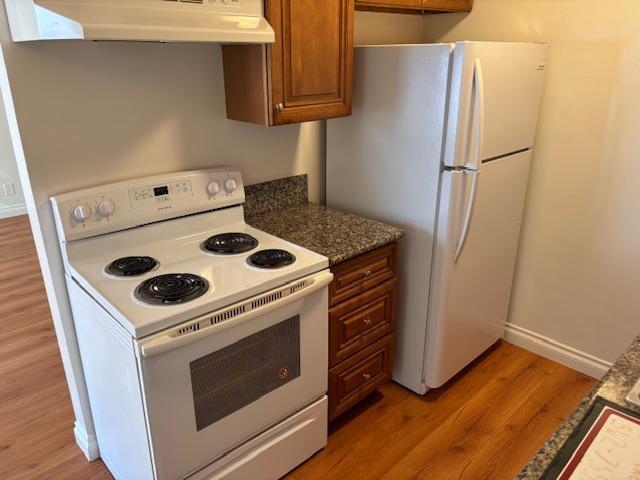236 Wisconsin Ave unit 4 – photo 3