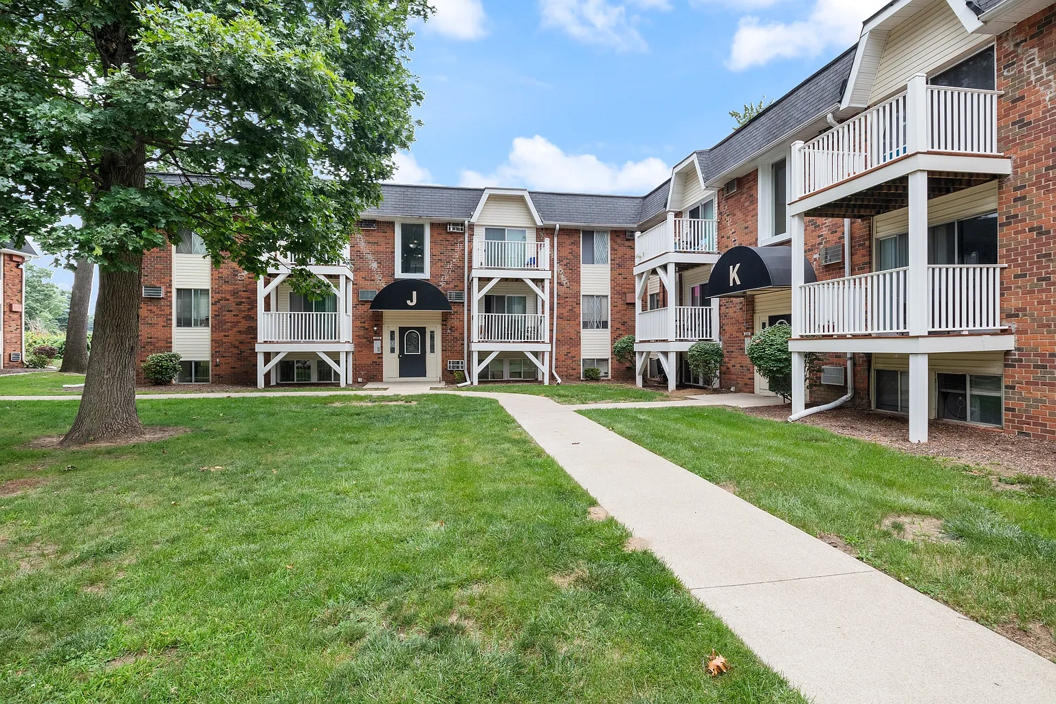 Sunnydale Estates Apartments – photo 1