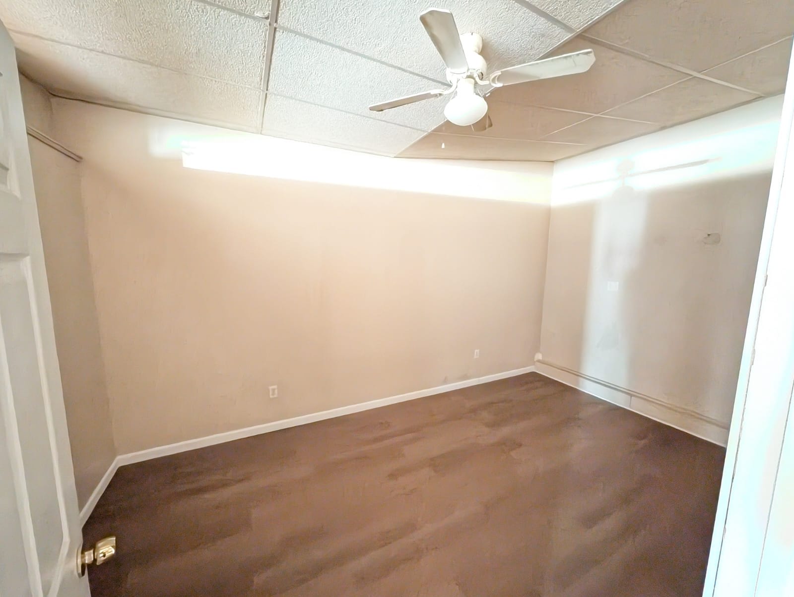 323 Hughes St unit 2 – photo 3