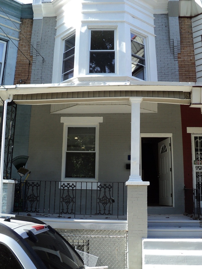 161 W Weaver St – photo 3