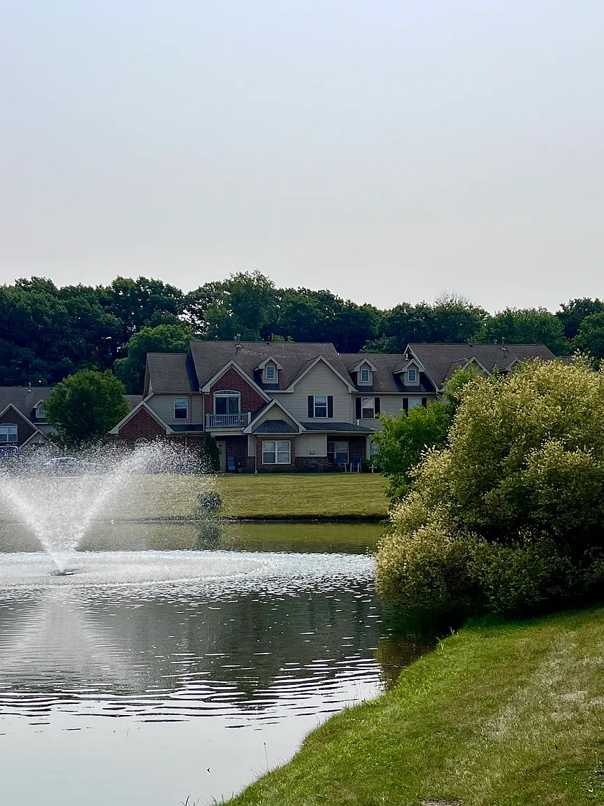 Waterford Place Apartments & Villas – photo 2