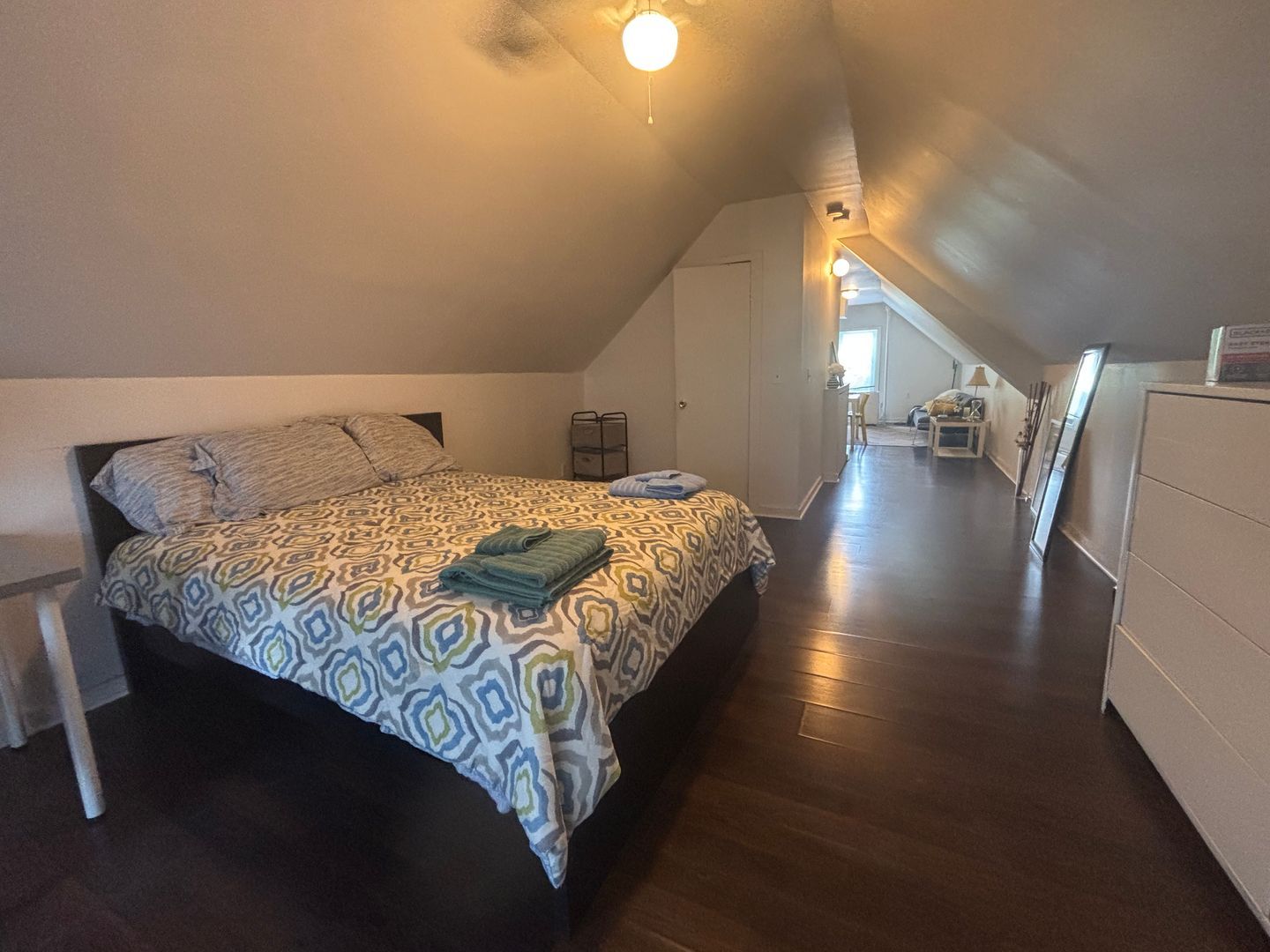 11710 Buckingham Ave unit 3rd Floor – photo 3