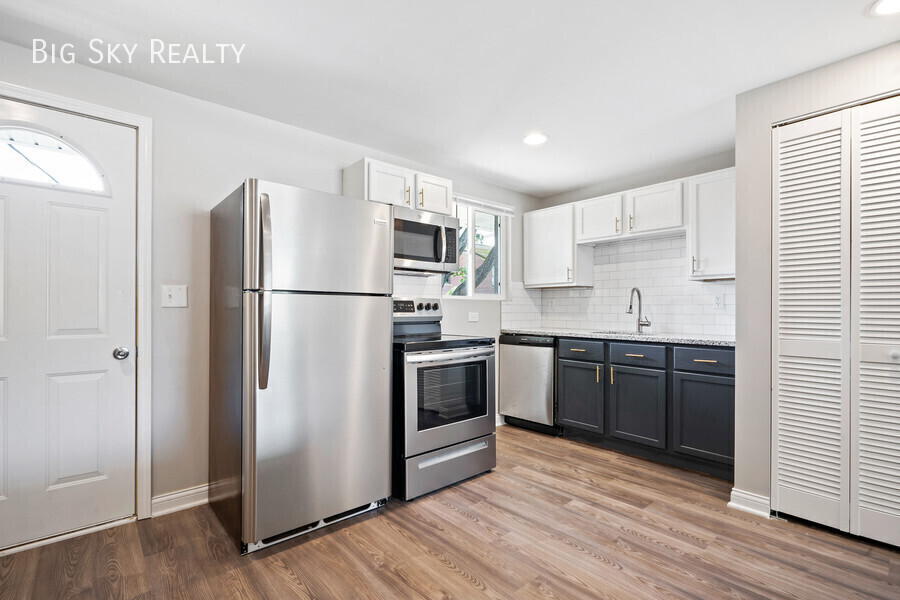 126 Town St – photo 1
